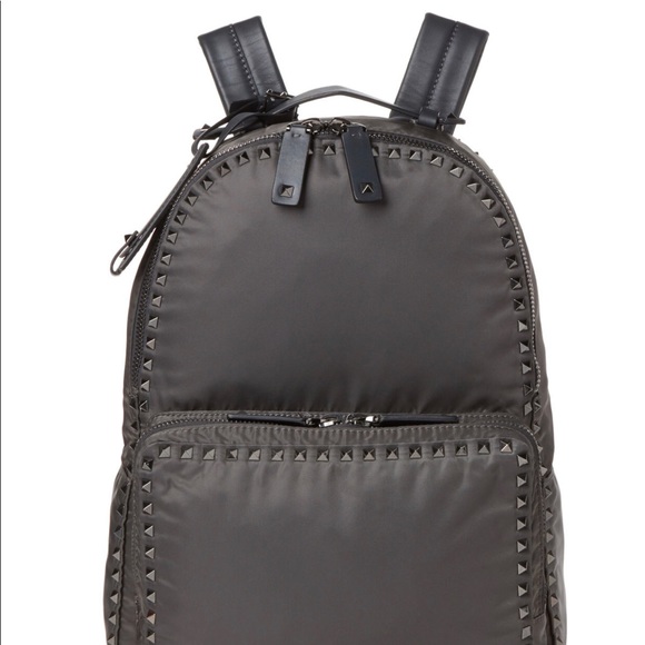 VALENTINO GARAVANI
Pewter Rockstud Trim Backpack - Picture 1 of 2